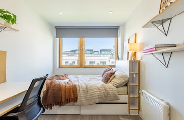 Gold En Suite, New Orient House, Station Court, Imperial Road, Fulham, London - Image 2